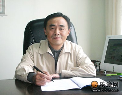 刘俊林:都江堰市委书记、市人大主任