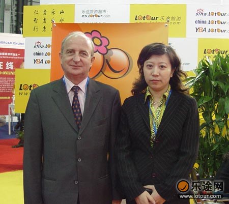 巴丁:阿联酋航空游踪副总裁
